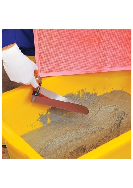063 Ahşap Saplı Sıvacı Malası 24 cm
