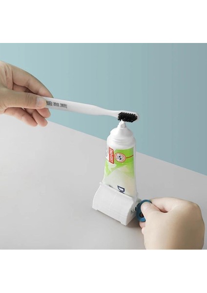 4 Adet Diş Macunu Sıkacağı Çevirmeli Pratik Diş Macunu Sıkacağı
