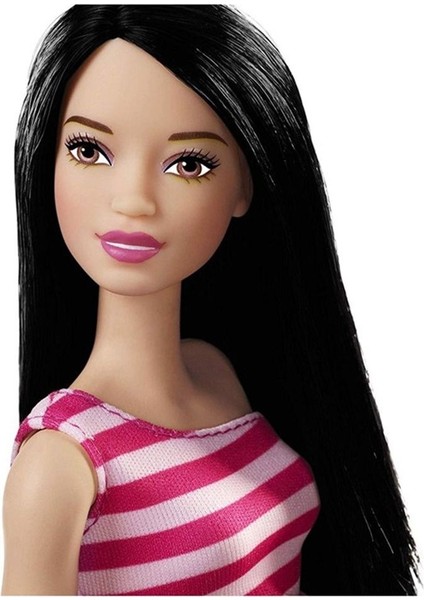 Berlin Shop Barbie Pırıltılı Barbie Bebekler T7580 FXL70