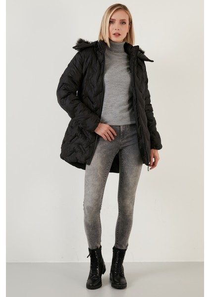 Slim Fit Yakası Suni Kürklü Çıkarılabilir Kapüşonlu Uzun Mont Bayan Mont 5760082