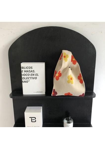 Zarif Çiçek Örme (Yurt Dışından) fırsatları