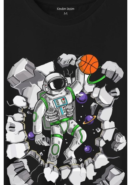 Uzayda Satürn Gezegeni Yanında Basketbol Oynayan Astronot Baskılı Tişört T-Shirt