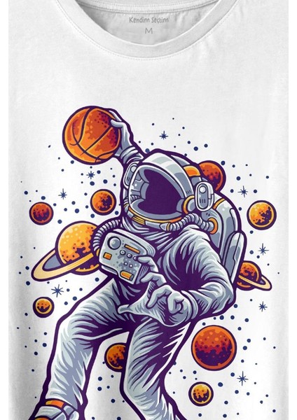 Uzayda Satürn Gezegeni Yanında Basketbol Oynayan Astronot Baskılı Tişört T-Shirt Beyaz