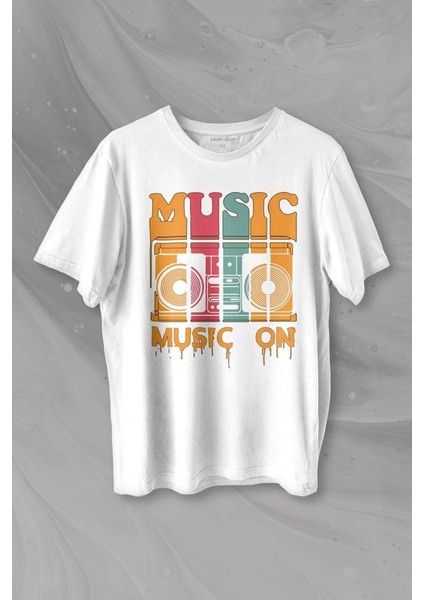 Müzik Music On Kaset Teyp Baskılı Tişört T-Shirt Beyaz