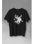 Uzayda Satürn Gezegeni Yanında Basketbol Oynayan Astronot Baskılı Tişört T-Shirt 1