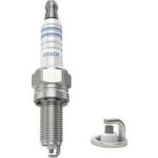 Bosch Bujı UR6DE ( Alfa Romeo : 145 146 147 155 156 Ts )