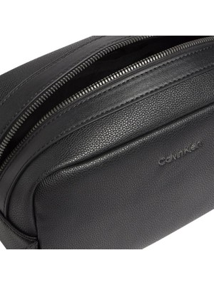 Calvin Klein Warmth Washbag