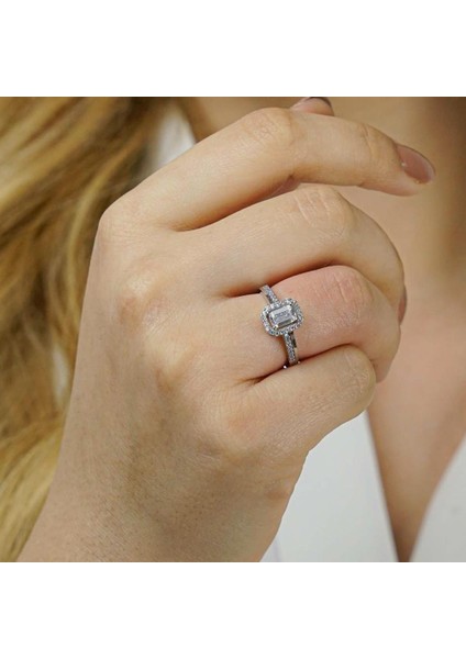 Pırlanta Model Baget Taşlı 925 Ayar Gümüş Yüzük