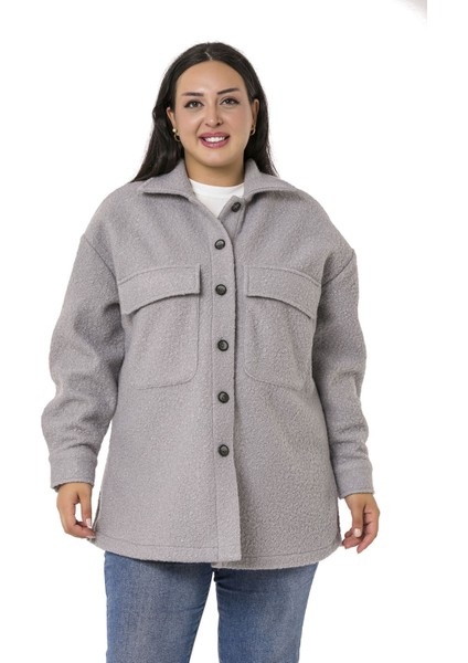 Büyük Beden Düşük Kollu Göğüsten Büyük Cepli Yanı Yırtmaçlı Buklet Gri Ceket Gömlek