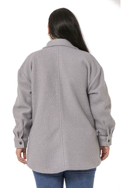 Büyük Beden Düşük Kollu Göğüsten Büyük Cepli Yanı Yırtmaçlı Buklet Gri Ceket Gömlek modelleri