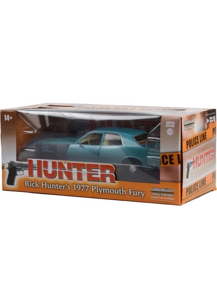 1:24 1977 Plymouth Fury Rick Hunters modelleri