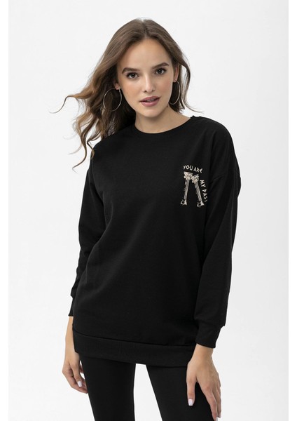 Kadın Sırt Baskı Detaylı Yan Yırtmaçlı Oversize Sweatshirt