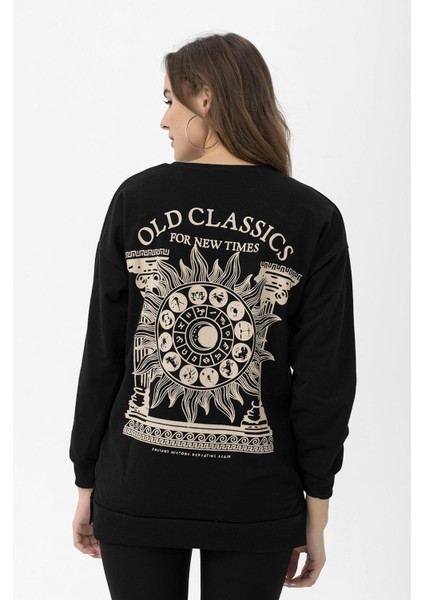 Kadın Sırt Baskı Detaylı Yan Yırtmaçlı Oversize Sweatshirt indirimleri