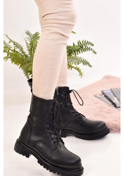 Kadın Siyah Rugan Bot & Bootie & Postal