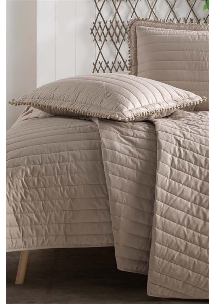 Çift Kişilik Yatak Örtüsü Pedra V5 Kahve fiyatları