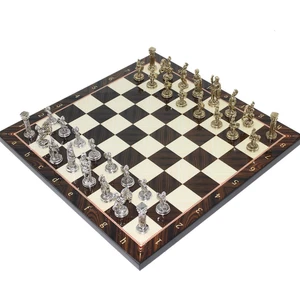 Gift Home Metal Roma Satranç Takımı Ve Ceviz Tahtası Küçük Boy