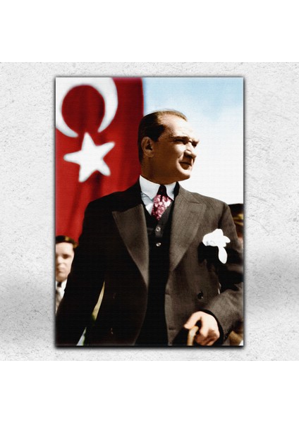 Bayraklı Atatürk Portresi Dekoratif Kanvas Tablo