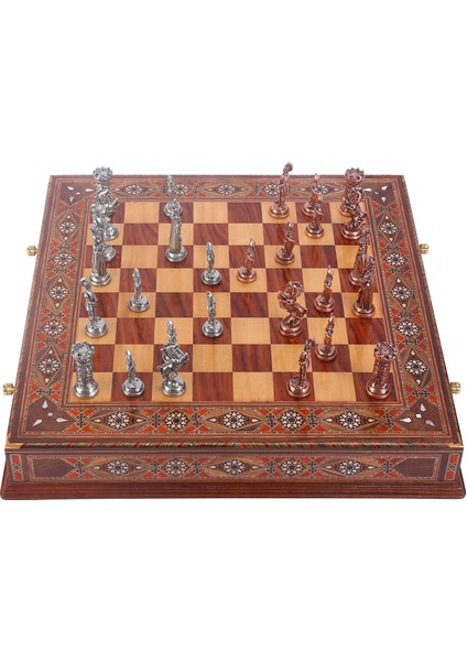 Büyük Boy Metal İngiliz Satranç Takımı