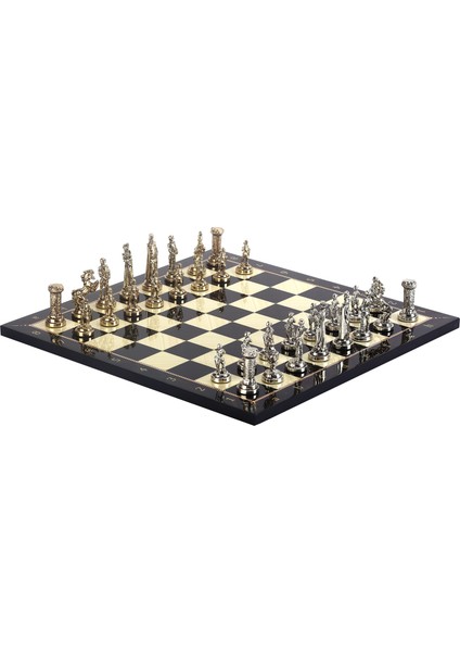 Metal İngiliz Satranç Takımı Orta Boy Parlak Ve Ceviz Tahtası