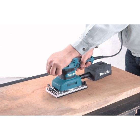MAKITA DCL180RF VACCUM CLEANER - RG Toolz