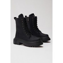 Tonny Black Kadın Siyah Cilt Rahat Kalıp Bağcıklı Uzun Bot