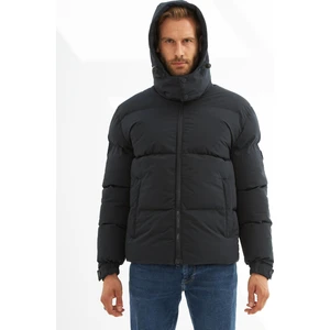 Erkek  Çıkarılabilir Kapüşonlu Şişme Mont Lacivert - 720DNGR