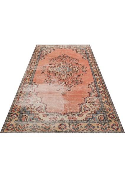 Eşsiz Anadolu Vintage Eskitme El Dokuma Halı 158 x 270 cm 9480