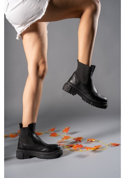 Siyah Cilt Kadın Bot 00123000 fırsatları