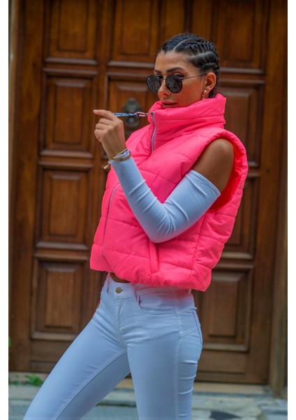 Kadın Pembe Dik Yaka Beli Lastikli Cepli Kısa Şişme Yelek fırsatları