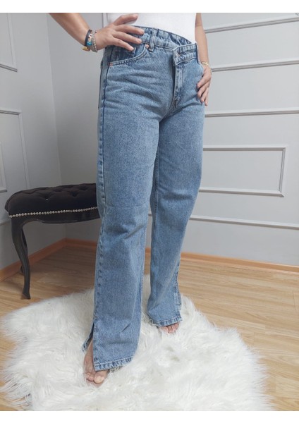 Çapraz Kemerli Kot Pantolon fiyatları
