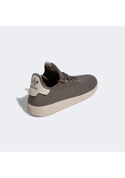 x Pharrell Williams Tennis Hu GZ9526.- modelleri