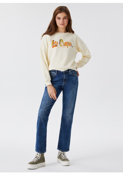 Yüksek Bel Ispanyol Paça Rahat Kadın Denim Pantolon 231 Lcf 121008 Melında Causa Blue