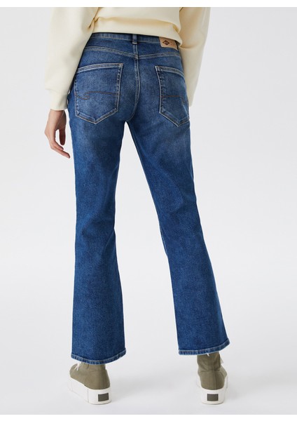Yüksek Bel Ispanyol Paça Rahat Kadın Denim Pantolon 231 Lcf 121008 Melında Causa Blue fırsatları