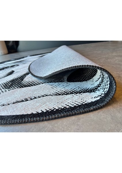 Mira 875 Yüz ve El Temalı Siyah Beyaz Halı modelleri