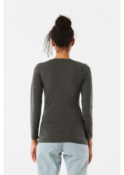 Basic V Yaka Body modelleri