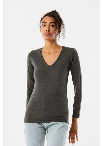 Basic V Yaka Body indirimleri