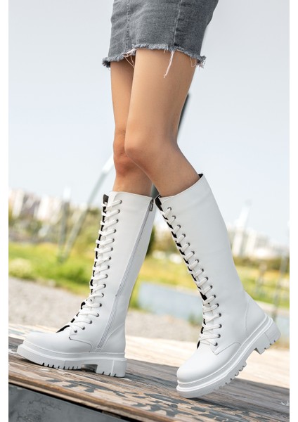 Bany Beyaz Bağcıklı Yanı Fermuarlı Günlük Kadın Çizme fiyatları