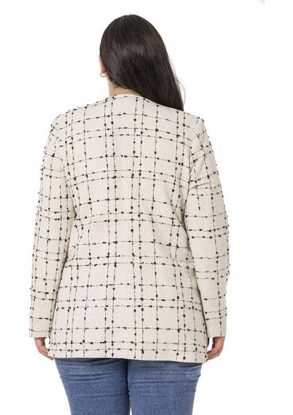 Büyük Beden Düğme ve Cep Detaylı Eteği Oval Kesim Astarlı Tüvit Ekru Siyah Ceket modelleri