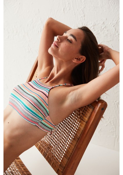 Çok Renkli Çizgili Escape Halter Bikini Üstü