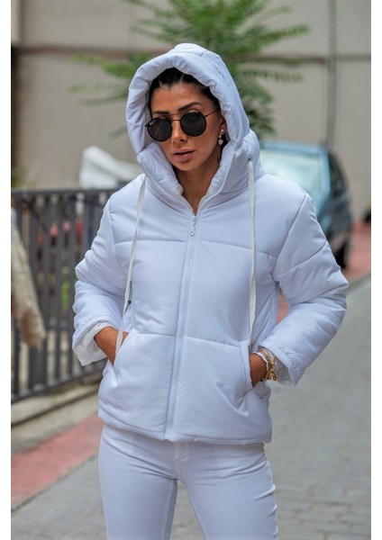 Kadın Beyaz Su Geçirmez Kapüşonlu Şişme Mont fırsatları