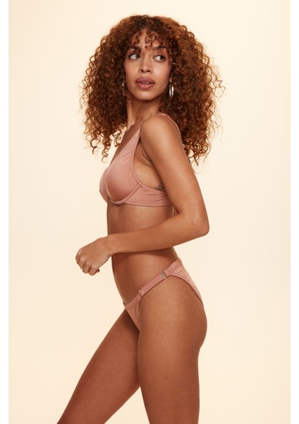 Unıqe Ayarlı Ince Kenarlı Bikini Tek Alt Bronz 229208 indirimleri