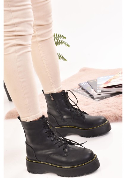 Kadın Siyah Rugan Bot & Bootie & Postal