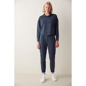 Lacivert Önden Cepli Uzun Kollu Kapüşonlu Sweatshirt