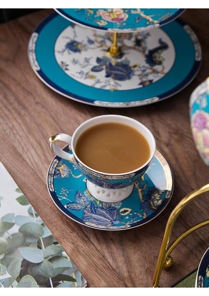 Avrupa Latte Kahve Fincanı Lüks Öğleden Sonra Çay Yeniden Kullanılabilir Gereçler Süt Kupası Daire Seti Kemik Çin Ev Tazza Ev DF50BD | Kahve Kupası ve Tabak Setleri (Yurt Dışından)