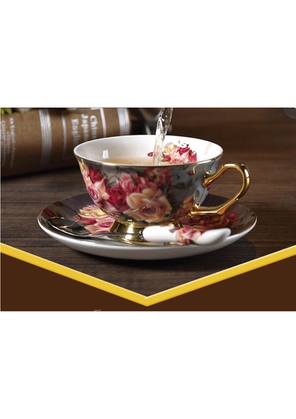 Vintage Lüks Kahve Fincanı Set Seramik Porselen Avrupa Seyahat Çevre Dostu Mate Kupası ve Daire Öğleden Sonra Çay Tazas Drinkware 5 | Teacup tabak Setleri (Yurt Dışından) fırsatları
