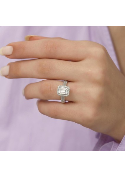 Zirkon Taşlı Baget Tektaş Gümüş Bayan Yüzük fiyatları