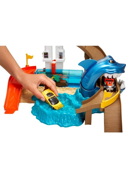 Renk Değiştiren Araçlar Sharky Oyun Seti BGK04 fırsatları