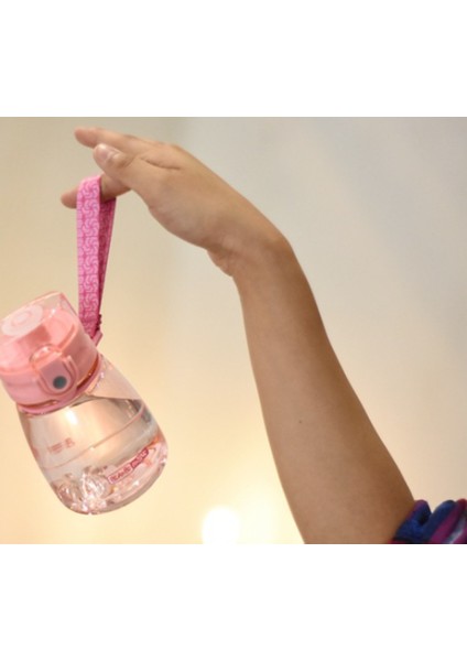 Çocuklar Saman ile Içecek Kupası 300 ml Şeffaf Çocuk Spor Su Şişesi Güvenlik Pp Bebek Antibokalı Sippy Besleme Öğrenme Bardak | Kupalar (Pembe) fırsatları