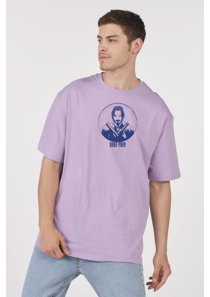 Oversize T-Shirt Baba Yaga Lila fiyatları