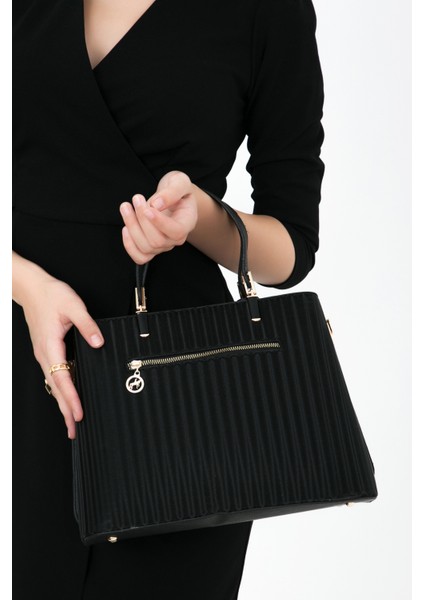 Kadın Uzun Çapraz Askılı 4 Bölmeli Omuz & El Çantası